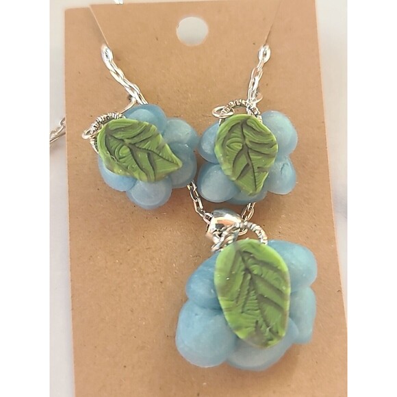 Blue Floral Polymer Clay Jewelry Set, NEW - Picture 6 of 10